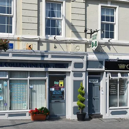 Bed & Breakfast Railway House