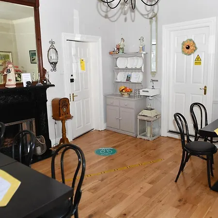 Bed & Breakfast Railway House 3*