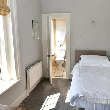 Railway House فندق مبيت وإفطار