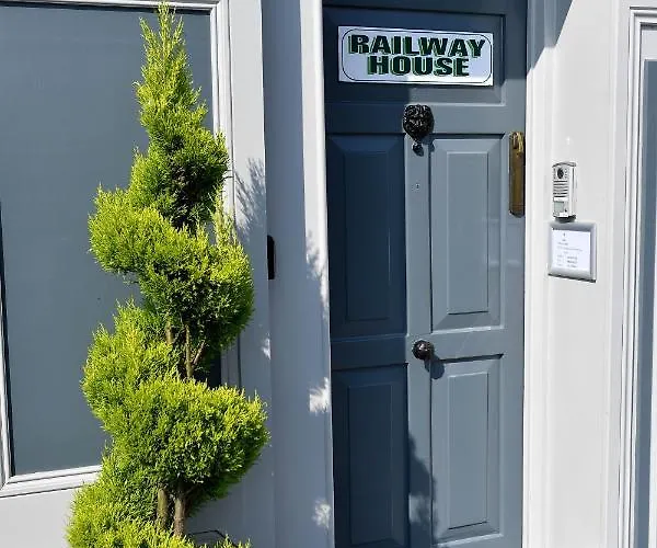 Bed & Breakfast Railway House